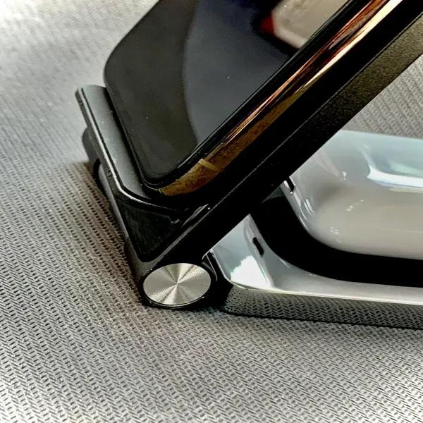 استند و شارژر وایرلس چندکاره بیوا مدل WLC-08 توان 15 وات image gallery