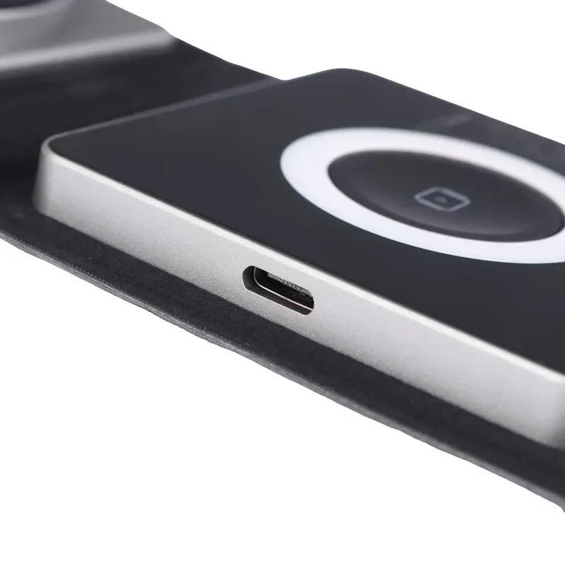 شارژر وایرلس چند کاره بیوا مدل WLC-10 با قابلیت شارژ اپل واچ توان 33 وات image gallery