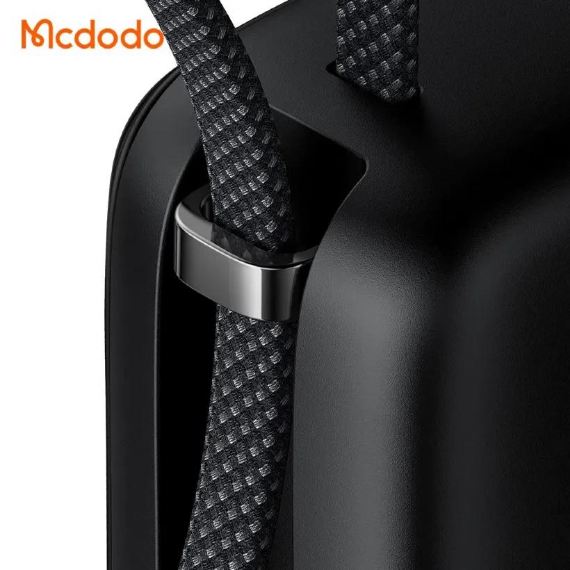 پاوربانک 20000 مک دودو مدل MC-6370 توان 65 وات همراه با کابل متصل image gallery