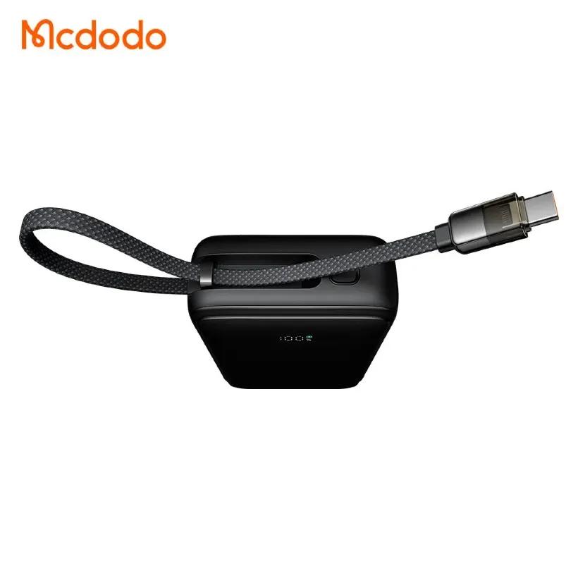 پاوربانک 20000 مک دودو مدل MC-6370 توان 65 وات همراه با کابل متصل image gallery