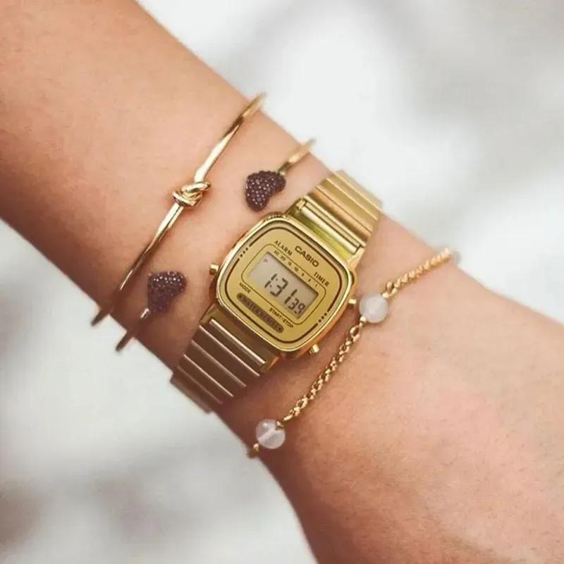 ساعت زنانه دیجیتال کاسیو مدل LA670WGA-9D image gallery