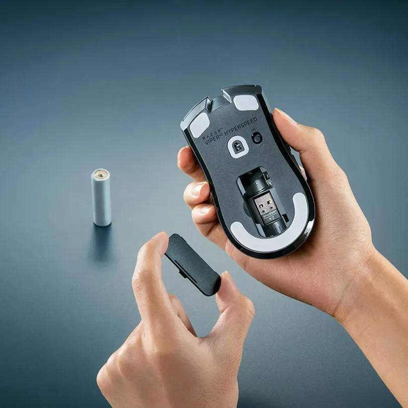 موس گیمینگ بی سیم ریزر مدل Viper V3 HYPERSPEED image gallery