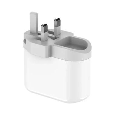 شارژر دیواری 38 وات بودی مدل Budi AC328UW سه پین با یک خروجی USB و یک خروجی USB-C - سفید